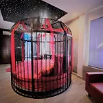 Cozi 5 Service Apartment