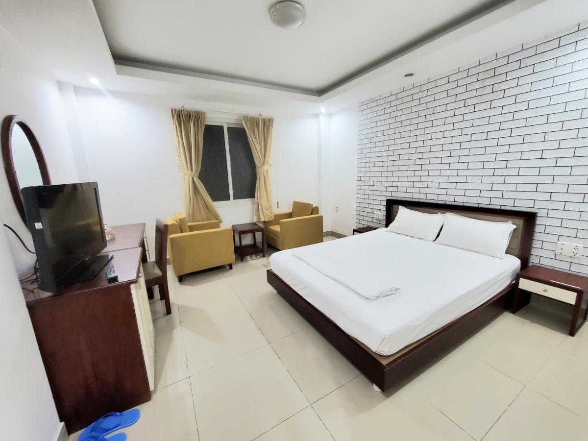 Khách sạn hẻo lánh Cozi 5 Service *